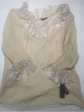 Vintage Silkland Woman’s delicate beaded floral Lace-Trim Blouse NWT Ivory